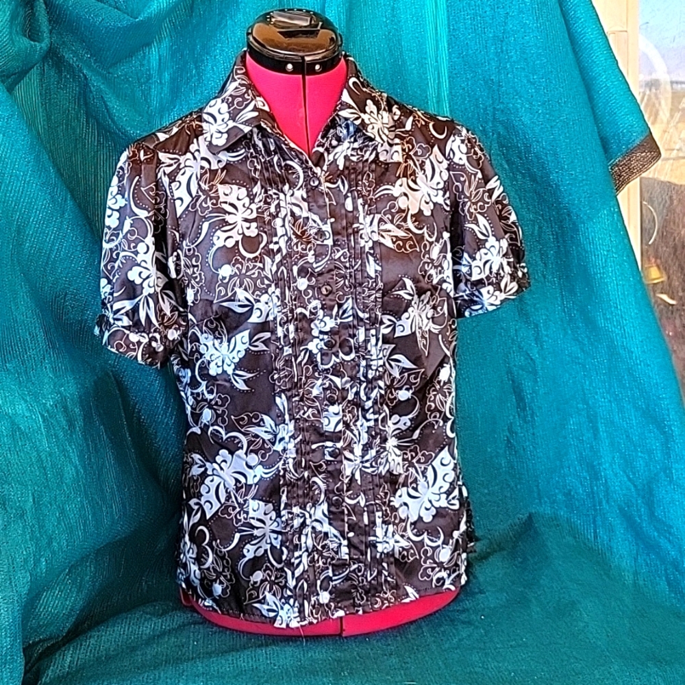 Decoded Button Up Silky Sheen ButterfliesTop Blouse Size Large Jr Juniors